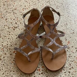Gianni Bini Gladiator Sandal - size 9.5